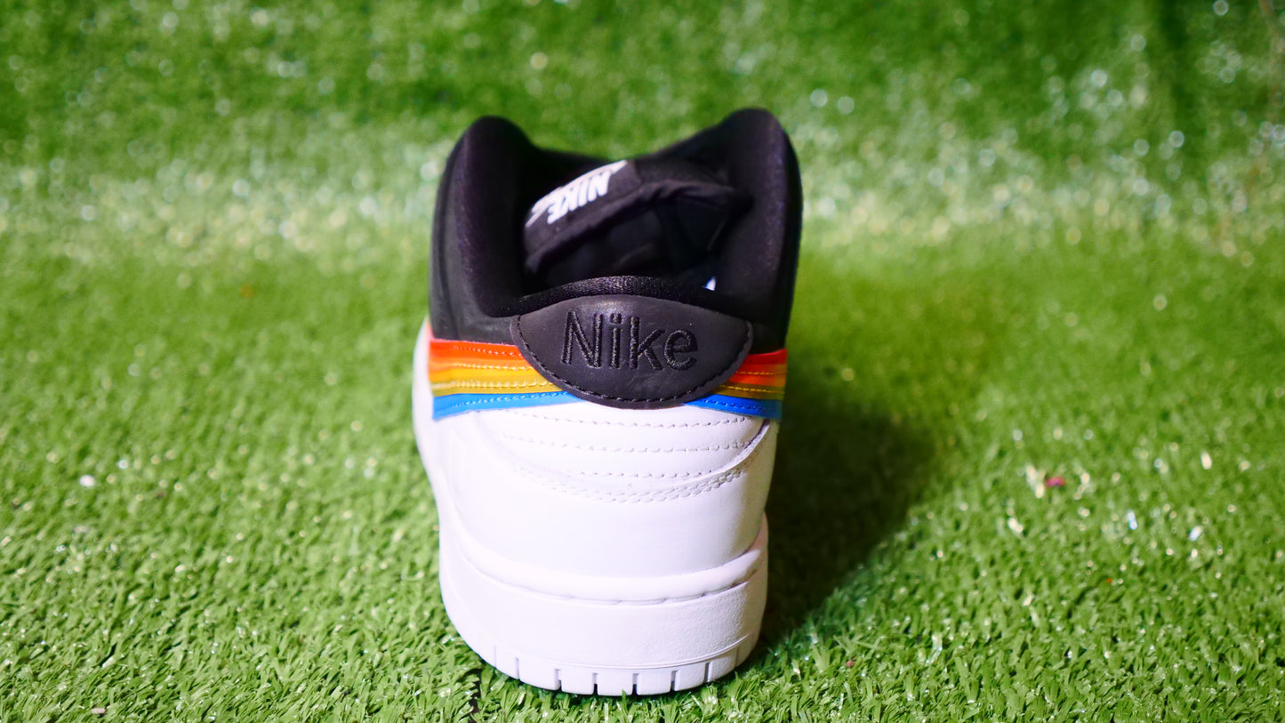 Nike SB Dunk Low Polaroid