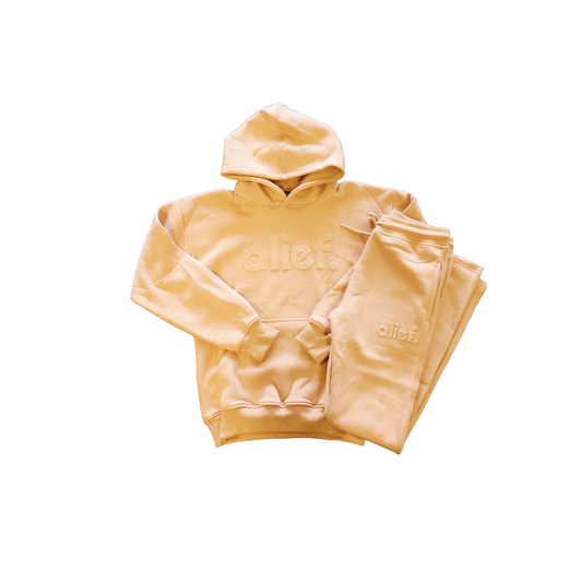 Alief Embossed Set - Tan