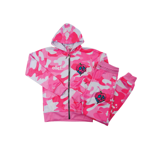 Pink camo embroider set