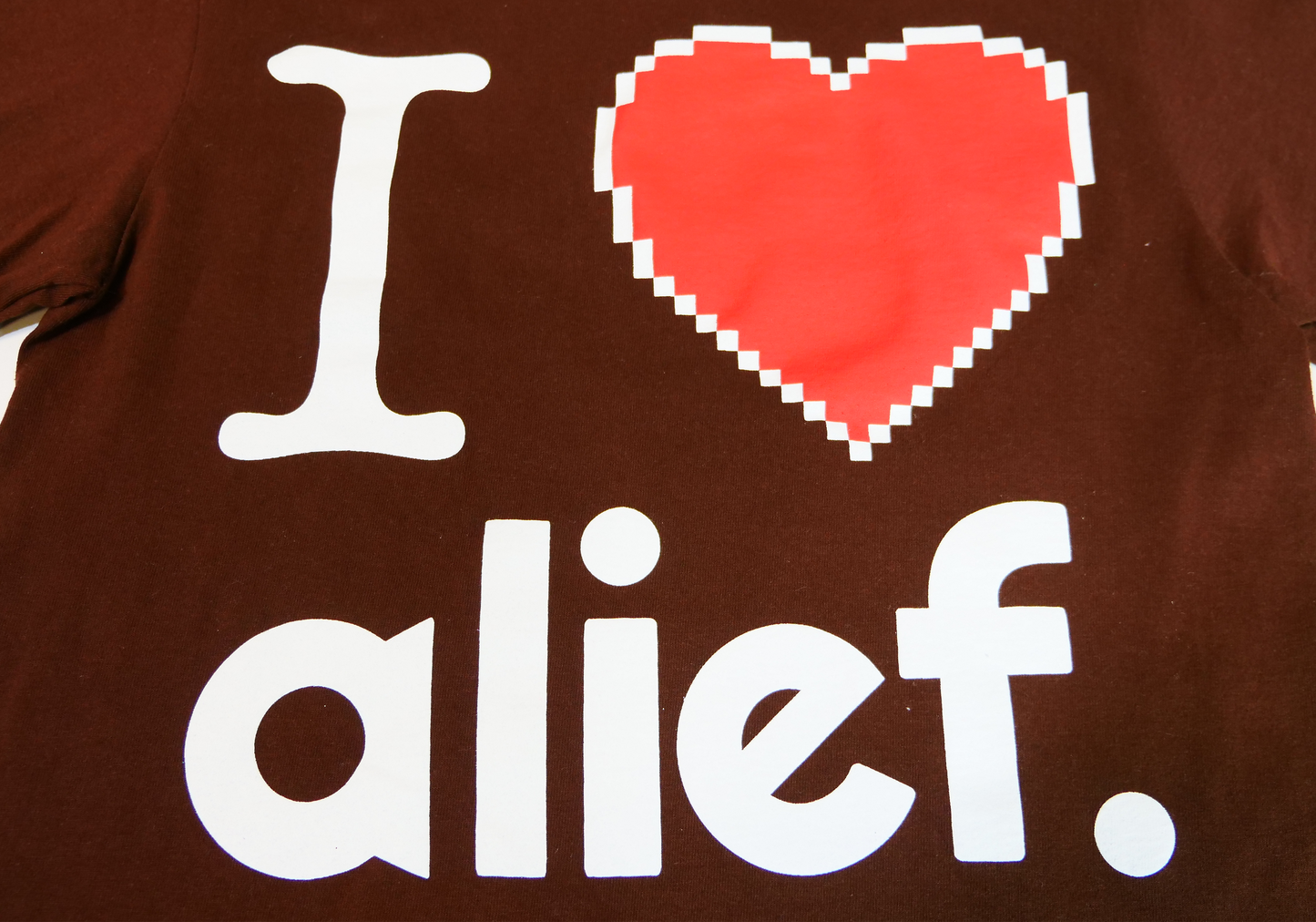 I love alief Tee - Brown